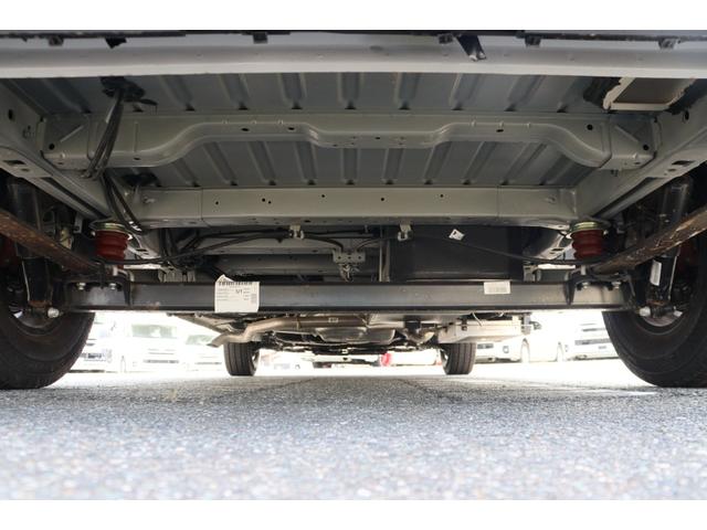 デュカト ローラーチーム リビングストーンK2 新車 2025年モデル/8AT/先進安全装備/12Vクーラー/燃料タンク90L/右ハンドル/カラーオプション/フルLEDヘッドライト/パーキングセンサー/温水ボイラー/FFヒーター/給キャンピングカー(25枚目)