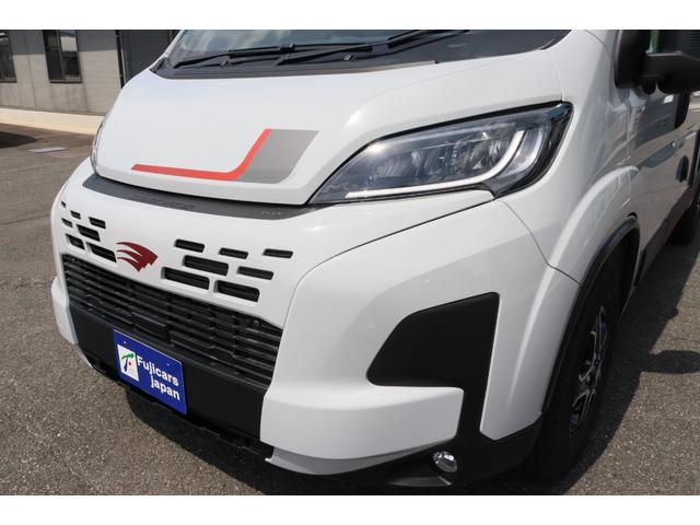 デュカト ローラーチーム リビングストーンK2 新車 2025年モデル/8AT/先進安全装備/12Vクーラー/燃料タンク90L/右ハンドル/カラーオプション/フルLEDヘッドライト/パーキングセンサー/温水ボイラー/FFヒーター/給キャンピングカー(29枚目)