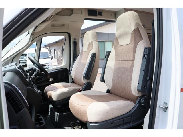 デュカト ローラーチーム リビングストーンK2 新車 2025年モデル/8AT/先進安全装備/12Vクーラー/燃料タンク90L/右ハンドル/カラーオプション/フルLEDヘッドライト/パーキングセンサー/温水ボイラー/FFヒーター/給キャンピングカー(35枚目)