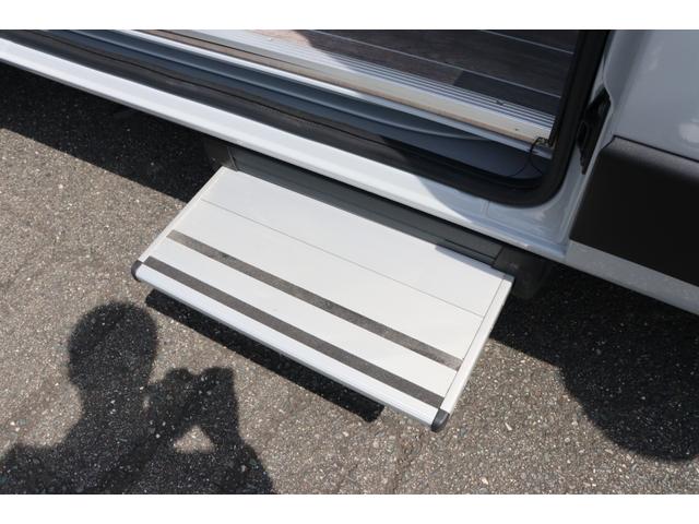 デュカト ローラーチーム リビングストーンK2 新車 2025年モデル/8AT/先進安全装備/12Vクーラー/燃料タンク90L/右ハンドル/カラーオプション/フルLEDヘッドライト/パーキングセンサー/温水ボイラー/FFヒーター/給キャンピングカー(46枚目)