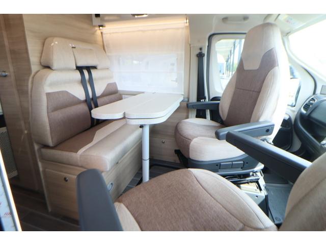 デュカト ローラーチーム リビングストーンK2 新車 2025年モデル/8AT/先進安全装備/12Vクーラー/燃料タンク90L/右ハンドル/カラーオプション/フルLEDヘッドライト/パーキングセンサー/温水ボイラー/FFヒーター/給キャンピングカー(62枚目)