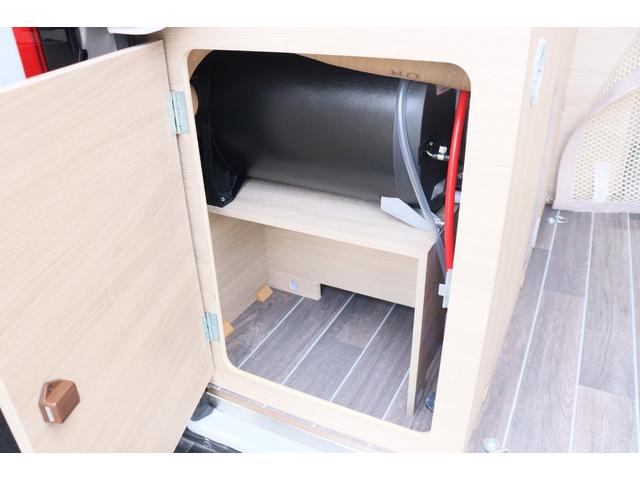 デュカト ローラーチーム リビングストーンK2 新車 2025年モデル/8AT/先進安全装備/12Vクーラー/燃料タンク90L/右ハンドル/カラーオプション/フルLEDヘッドライト/パーキングセンサー/温水ボイラー/FFヒーター/給キャンピングカー(72枚目)