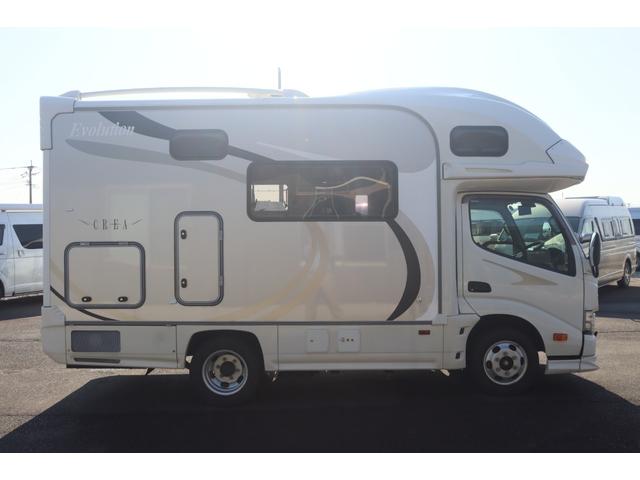 ���X�̉c�Ǝ��Ԃ͂`�l�X�F�O�O�`�o�l�P�W�F�O�O�܂łƂȂ�܂��B���T�Ηj������x���ɂȂ�܂��̂ŁA�����ӂ��������B�F�l�̂����X�S��肨�������Ă���܂��B