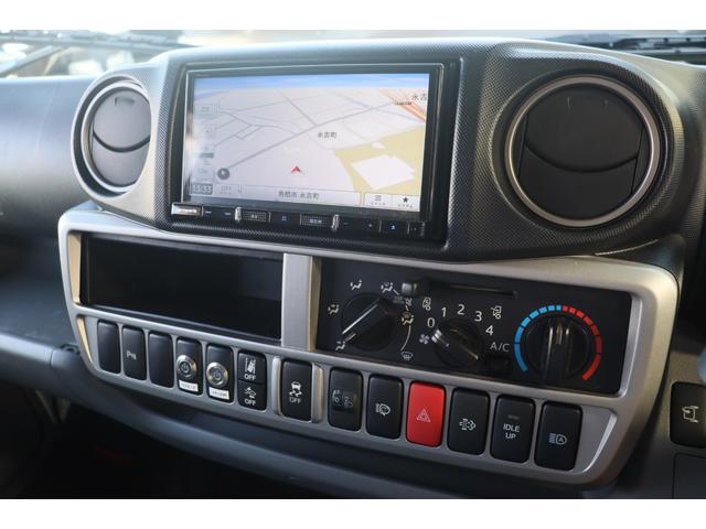 ���X�̉c�Ǝ��Ԃ͂`�l�X�F�O�O�`�o�l�P�W�F�O�O�܂łƂȂ�܂��B���T�Ηj������x���ɂȂ�܂��̂ŁA�����ӂ��������B�F�l�̂����X�S��肨�������Ă���܂��B