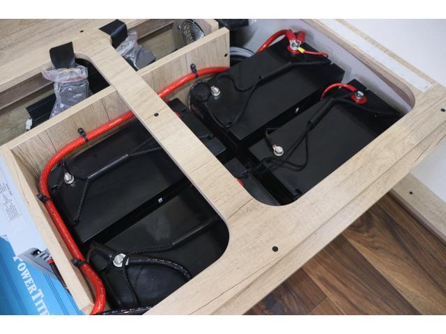 ���X�̉c�Ǝ��Ԃ͂`�l�X�F�O�O�`�o�l�P�W�F�O�O�܂łƂȂ�܂��B���T�Ηj������x���ɂȂ�܂��̂ŁA�����ӂ��������B�F�l�̂����X�S��肨�������Ă���܂��B