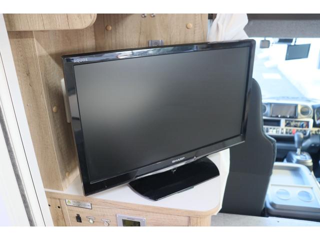 ���X�̉c�Ǝ��Ԃ͂`�l�X�F�O�O�`�o�l�P�W�F�O�O�܂łƂȂ�܂��B���T�Ηj������x���ɂȂ�܂��̂ŁA�����ӂ��������B�F�l�̂����X�S��肨�������Ă���܂��B