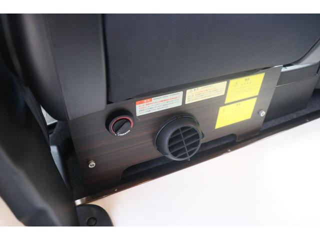 ＮＶ２００バネットバン キャンピングカー広島　ポップコン　キャンパーＲ　ポップアップルーフ／ＦＦヒーター／ツインサブＢＴ／走行充電／外部充電／１５００Ｗインバーター／液晶テレビ／地デジチューナー／ダウンギャレー／メモリーナビ／バックカメラ／前後ドラレコ／キャンピングカー（15枚目）