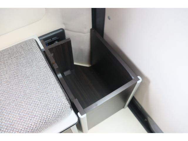 ＮＶ２００バネットバン キャンピングカー広島　ポップコン　キャンパーＲ　ポップアップルーフ／ＦＦヒーター／ツインサブＢＴ／走行充電／外部充電／１５００Ｗインバーター／液晶テレビ／地デジチューナー／ダウンギャレー／メモリーナビ／バックカメラ／前後ドラレコ／キャンピングカー（55枚目）