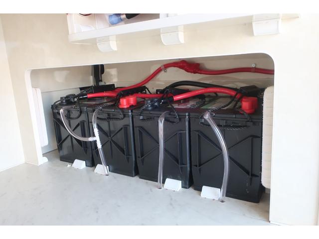 ���X�̉c�Ǝ��Ԃ͂`�l�X�F�O�O�`�o�l�P�W�F�O�O�܂łƂȂ�܂��B���T�Ηj������x���ɂȂ�܂��̂ŁA�����ӂ��������B�F�l�̂����X�S��肨�������Ă���܂��B