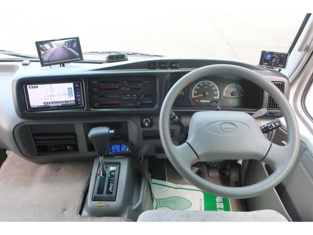 ���X�̉c�Ǝ��Ԃ͂`�l�X�F�O�O�`�o�l�P�W�F�O�O�܂łƂȂ�܂��B���T�Ηj������x���ɂȂ�܂��̂ŁA�����ӂ��������B�F�l�̂����X�S��肨�������Ă���܂��B