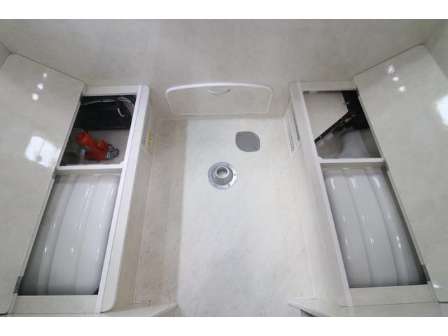 ���X�̉c�Ǝ��Ԃ͂`�l�X�F�O�O�`�o�l�P�W�F�O�O�܂łƂȂ�܂��B���T�Ηj������x���ɂȂ�܂��̂ŁA�����ӂ��������B�F�l�̂����X�S��肨�������Ă���܂��B