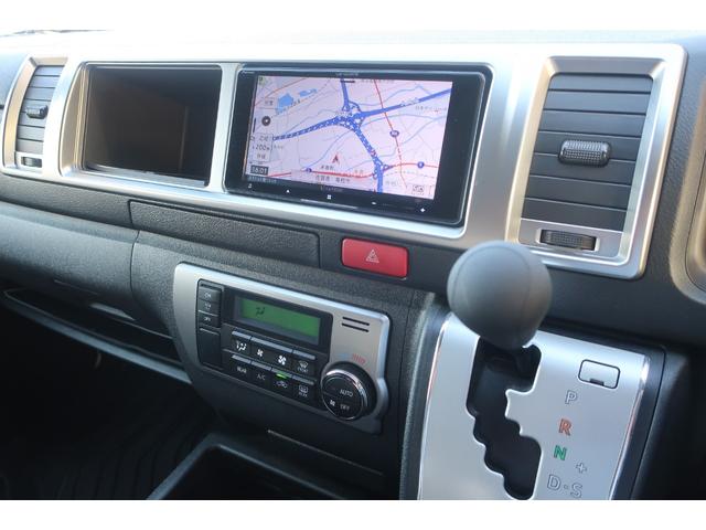 ���X�̉c�Ǝ��Ԃ͂`�l�X�F�O�O�`�o�l�P�W�F�O�O�܂łƂȂ�܂��B���T�Ηj������x���ɂȂ�܂��̂ŁA�����ӂ��������B�F�l�̂����X�S��肨�������Ă���܂��B