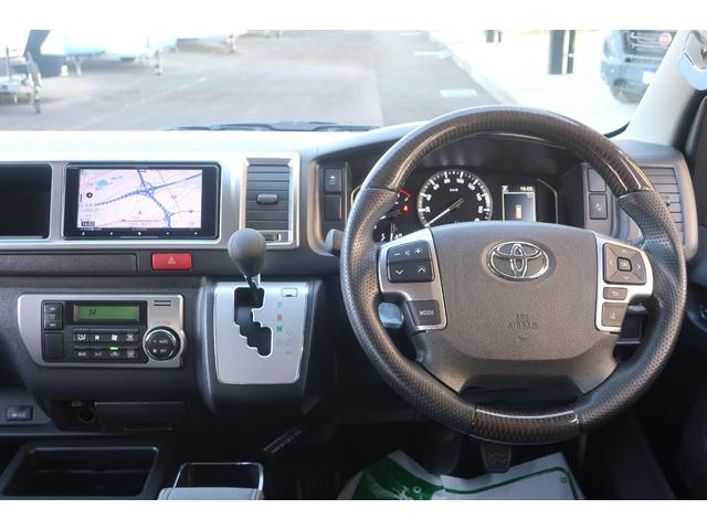 ���X�̉c�Ǝ��Ԃ͂`�l�X�F�O�O�`�o�l�P�W�F�O�O�܂łƂȂ�܂��B���T�Ηj������x���ɂȂ�܂��̂ŁA�����ӂ��������B�F�l�̂����X�S��肨�������Ă���܂��B