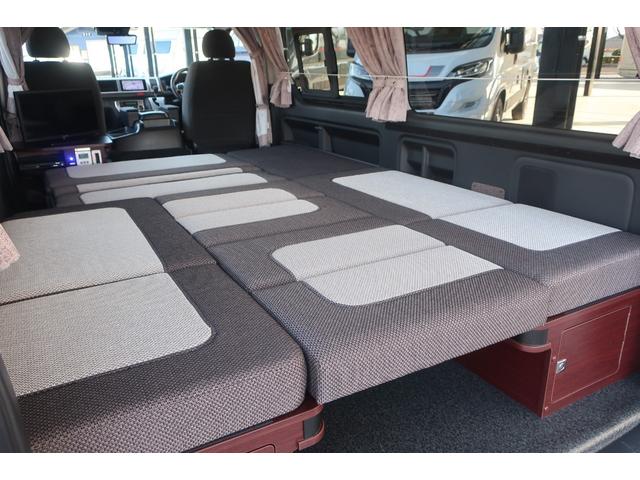 ���X�̉c�Ǝ��Ԃ͂`�l�X�F�O�O�`�o�l�P�W�F�O�O�܂łƂȂ�܂��B���T�Ηj������x���ɂȂ�܂��̂ŁA�����ӂ��������B�F�l�̂����X�S��肨�������Ă���܂��B