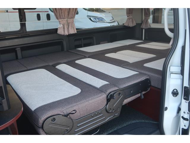 ���X�̉c�Ǝ��Ԃ͂`�l�X�F�O�O�`�o�l�P�W�F�O�O�܂łƂȂ�܂��B���T�Ηj������x���ɂȂ�܂��̂ŁA�����ӂ��������B�F�l�̂����X�S��肨�������Ă���܂��B