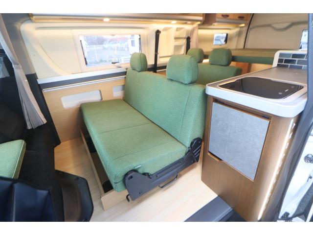 ハイエースバン トイファクトリー バーデングランデ カーサ 家庭用エアコン FFヒーター エアロソーラー オルタネータチャージャー800W 内部電源 インバーター1500W 強化リーフ マックスファン 電子レンジ PVM アルパイン製11インチナビ ETC(4枚目)