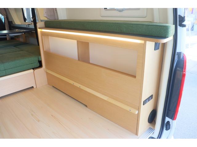 ハイエースバン トイファクトリー バーデングランデ カーサ 家庭用エアコン FFヒーター エアロソーラー オルタネータチャージャー800W 内部電源 インバーター1500W 強化リーフ マックスファン 電子レンジ PVM アルパイン製11インチナビ ETC(33枚目)