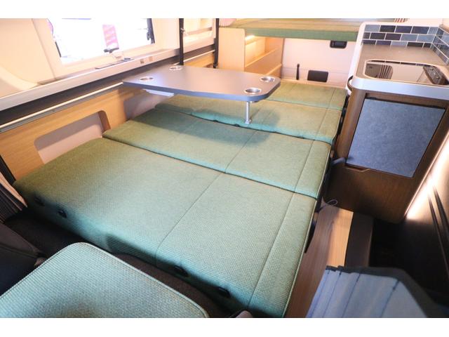 ハイエースバン トイファクトリー バーデングランデ カーサ 家庭用エアコン FFヒーター エアロソーラー オルタネータチャージャー800W 内部電源 インバーター1500W 強化リーフ マックスファン 電子レンジ PVM アルパイン製11インチナビ ETC(44枚目)