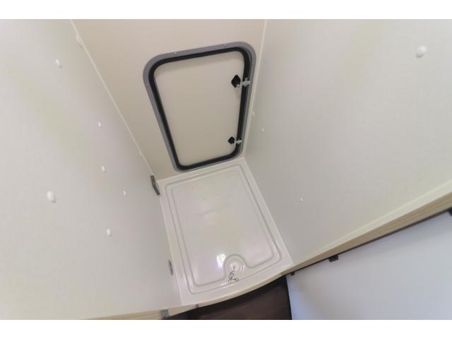 �}���`���[���@�V�����[�p���A�h���R���Z���g�t��