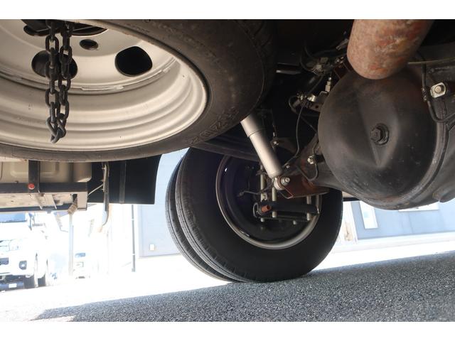 ���X�̉c�Ǝ��Ԃ͂`�l�X�F�O�O�`�o�l�P�W�F�O�O�܂łƂȂ�܂��B���T�Ηj������x���ɂȂ�܂��̂ŁA�����ӂ��������B�F�l�̂����X�S��肨�������Ă���܂��B