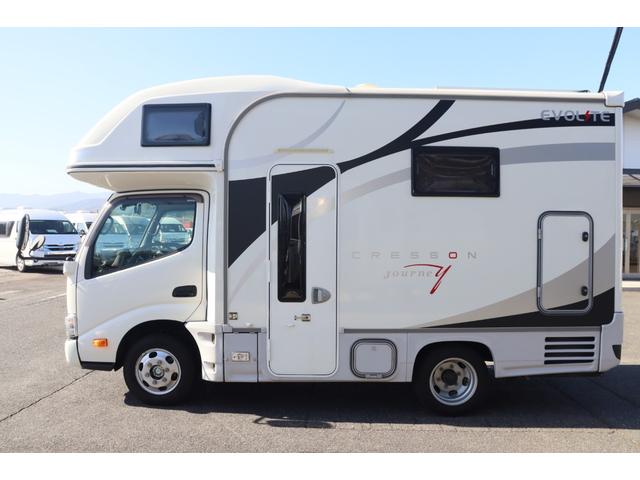 ���X�̉c�Ǝ��Ԃ͂`�l�X�F�O�O�`�o�l�P�W�F�O�O�܂łƂȂ�܂��B���T�Ηj������x���ɂȂ�܂��̂ŁA�����ӂ��������B�F�l�̂����X�S��肨�������Ă���܂��B