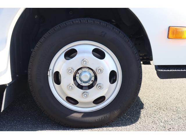 ���X�̉c�Ǝ��Ԃ͂`�l�X�F�O�O�`�o�l�P�W�F�O�O�܂łƂȂ�܂��B���T�Ηj������x���ɂȂ�܂��̂ŁA�����ӂ��������B�F�l�̂����X�S��肨�������Ă���܂��B