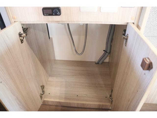 ���X�̉c�Ǝ��Ԃ͂`�l�X�F�O�O�`�o�l�P�W�F�O�O�܂łƂȂ�܂��B���T�Ηj������x���ɂȂ�܂��̂ŁA�����ӂ��������B�F�l�̂����X�S��肨�������Ă���܂��B