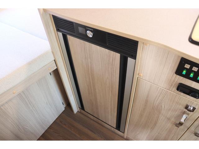 ���X�̉c�Ǝ��Ԃ͂`�l�X�F�O�O�`�o�l�P�W�F�O�O�܂łƂȂ�܂��B���T�Ηj������x���ɂȂ�܂��̂ŁA�����ӂ��������B�F�l�̂����X�S��肨�������Ă���܂��B