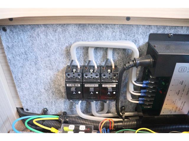 ���X�̉c�Ǝ��Ԃ͂`�l�X�F�O�O�`�o�l�P�W�F�O�O�܂łƂȂ�܂��B���T�Ηj������x���ɂȂ�܂��̂ŁA�����ӂ��������B�F�l�̂����X�S��肨�������Ă���܂��B