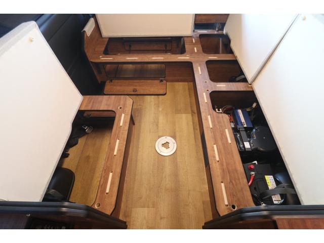 �}�b�g���͎��[�X�y�[�X�Ɠd�������[����Ă܂�