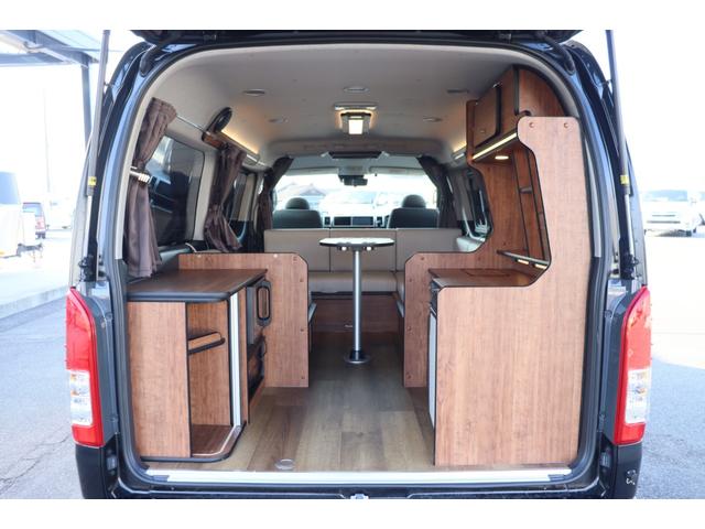 ���C�h�~�h���x�[�X