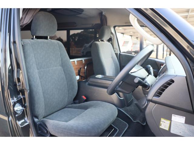 ���X�̉c�Ǝ��Ԃ͂`�l�X�F�O�O�`�o�l�P�W�F�O�O�܂łƂȂ�܂��B���T�Ηj������x���ɂȂ�܂��̂ŁA�����ӂ��������B�F�l�̂����X�S��肨�������Ă���܂��B