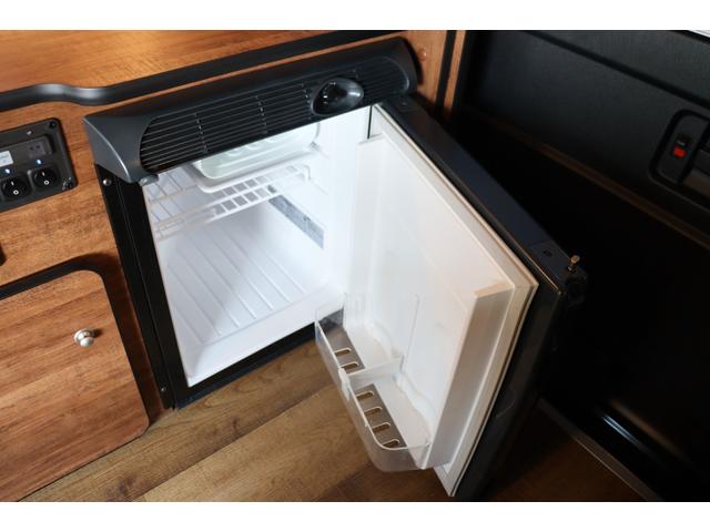 ���X�̉c�Ǝ��Ԃ͂`�l�X�F�O�O�`�o�l�P�W�F�O�O�܂łƂȂ�܂��B���T�Ηj������x���ɂȂ�܂��̂ŁA�����ӂ��������B�F�l�̂����X�S��肨�������Ă���܂��B