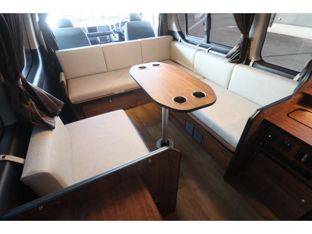 ���X�̉c�Ǝ��Ԃ͂`�l�X�F�O�O�`�o�l�P�W�F�O�O�܂łƂȂ�܂��B���T�Ηj������x���ɂȂ�܂��̂ŁA�����ӂ��������B�F�l�̂����X�S��肨�������Ă���܂��B