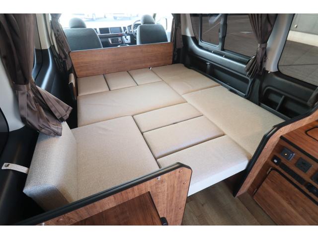 ���X�̉c�Ǝ��Ԃ͂`�l�X�F�O�O�`�o�l�P�W�F�O�O�܂łƂȂ�܂��B���T�Ηj������x���ɂȂ�܂��̂ŁA�����ӂ��������B�F�l�̂����X�S��肨�������Ă���܂��B