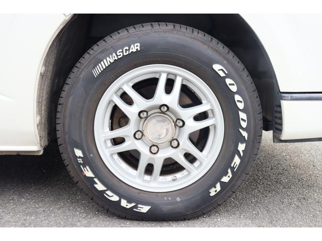 ���X�̉c�Ǝ��Ԃ͂`�l�X�F�O�O�`�o�l�P�W�F�O�O�܂łƂȂ�܂��B���T�Ηj������x���ɂȂ�܂��̂ŁA�����ӂ��������B�F�l�̂����X�S��肨�������Ă���܂��B