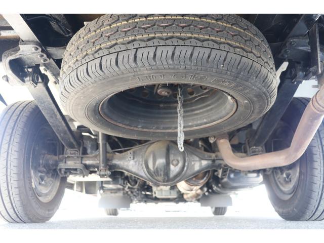 カムロード ナッツＲＶ　クレソンボーダーエディション　二段ベッド　ＦＦヒーター　ツインサブＢＴ　リアクーラー　テレビ　インバーター　冷蔵庫　ルーフベント　シンク　外部電源　走行充電　オーニング　ナビ　Ｂｌｕｅｔｏｏｔｈ　フルセグ　ＥＴＣ　キャンピングカー（20枚目）