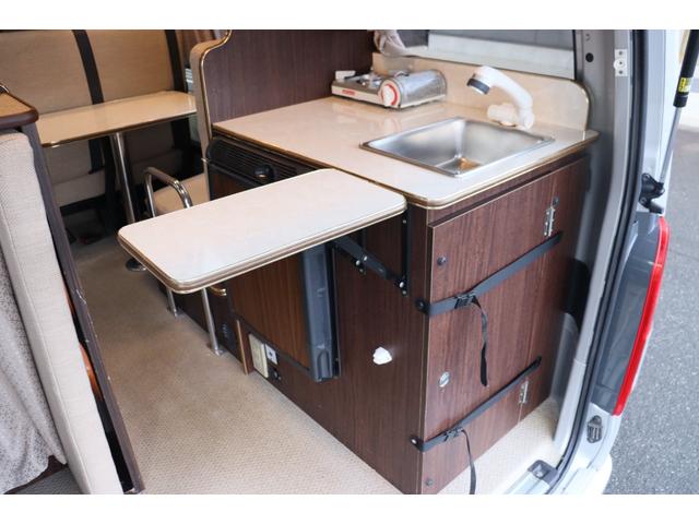 �܂��ݎ��A�V�X�g�e�[�u��