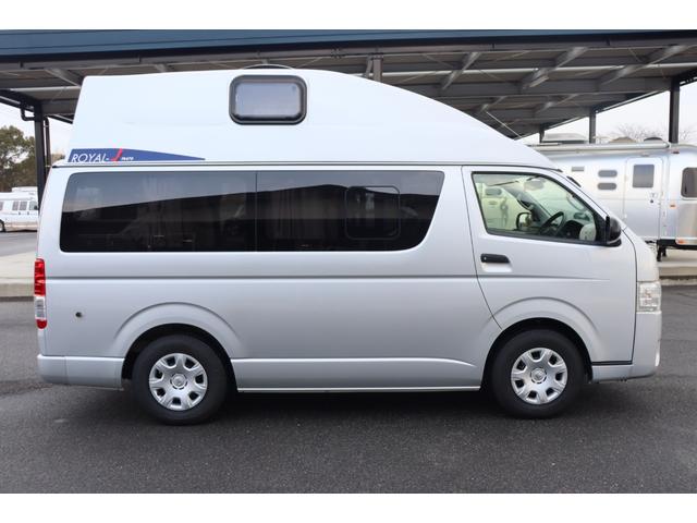 ���X�̉c�Ǝ��Ԃ͂`�l�X�F�O�O�`�o�l�P�W�F�O�O�܂łƂȂ�܂��B���T�Ηj������x���ɂȂ�܂��̂ŁA�����ӂ��������B�F�l�̂����X�S��肨�������Ă���܂��B