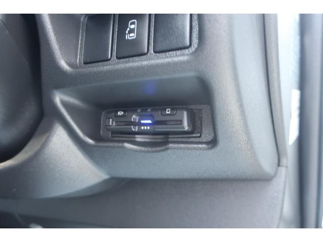 ���X�̉c�Ǝ��Ԃ͂`�l�X�F�O�O�`�o�l�P�W�F�O�O�܂łƂȂ�܂��B���T�Ηj������x���ɂȂ�܂��̂ŁA�����ӂ��������B�F�l�̂����X�S��肨�������Ă���܂��B