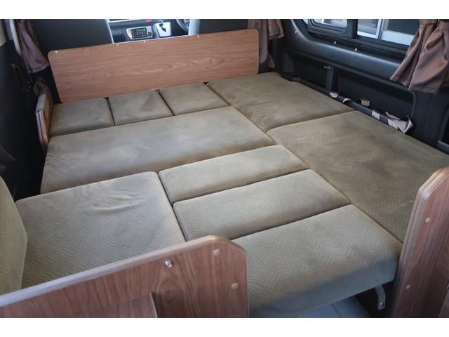 ���X�̉c�Ǝ��Ԃ͂`�l�X�F�O�O�`�o�l�P�W�F�O�O�܂łƂȂ�܂��B���T�Ηj������x���ɂȂ�܂��̂ŁA�����ӂ��������B�F�l�̂����X�S��肨�������Ă���܂��B