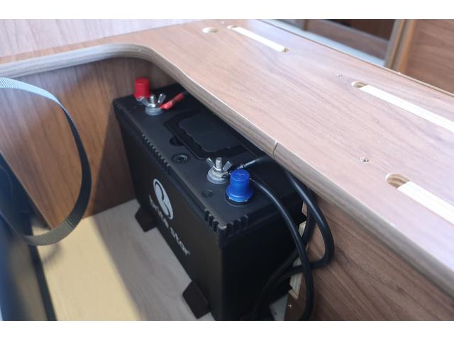 ���X�̉c�Ǝ��Ԃ͂`�l�X�F�O�O�`�o�l�P�W�F�O�O�܂łƂȂ�܂��B���T�Ηj������x���ɂȂ�܂��̂ŁA�����ӂ��������B�F�l�̂����X�S��肨�������Ă���܂��B