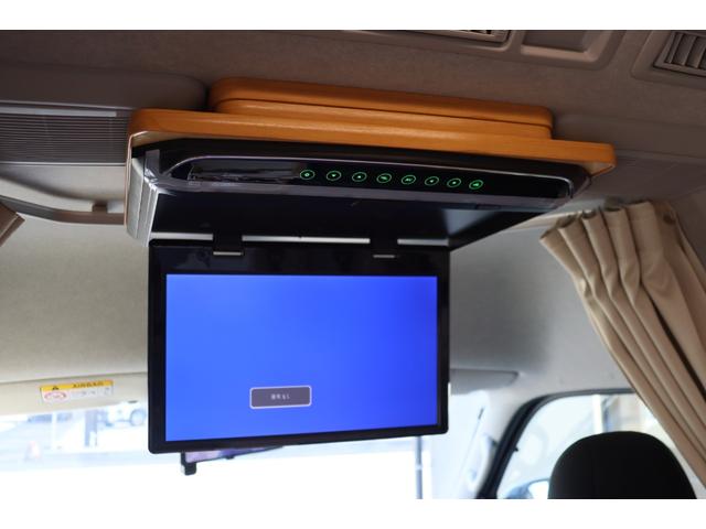 ハイエースバン ＦＯＣＳ　ＤＳコンパクト　ＦＦヒーター　インバーター４００Ｗ　ツインサブバッテリー　冷蔵庫　シンク　リアクーラー　リアヒーター　走行充電　外部電源　フリップダウンモニター　ナビ　Ｂｌｕｅｔｏｏｔｈ　フルセグ　Ｂｌｕｅｔｏｏｔｈ（9枚目）