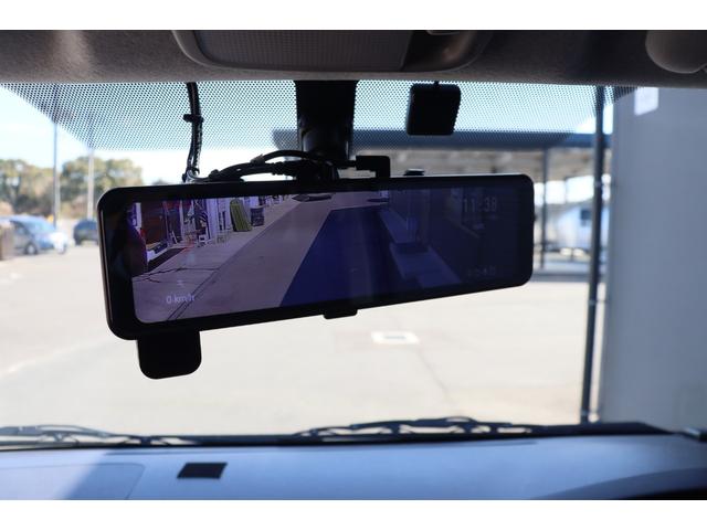 ハイエースバン ＦＯＣＳ　ＤＳコンパクト　ＦＦヒーター　インバーター４００Ｗ　ツインサブバッテリー　冷蔵庫　シンク　リアクーラー　リアヒーター　走行充電　外部電源　フリップダウンモニター　ナビ　Ｂｌｕｅｔｏｏｔｈ　フルセグ　Ｂｌｕｅｔｏｏｔｈ（11枚目）