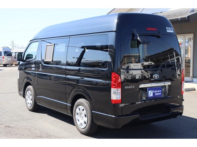 ハイエースバン ＦＯＣＳ　ＤＳコンパクト　ＦＦヒーター　インバーター４００Ｗ　ツインサブバッテリー　冷蔵庫　シンク　リアクーラー　リアヒーター　走行充電　外部電源　フリップダウンモニター　ナビ　Ｂｌｕｅｔｏｏｔｈ　フルセグ　Ｂｌｕｅｔｏｏｔｈ（18枚目）