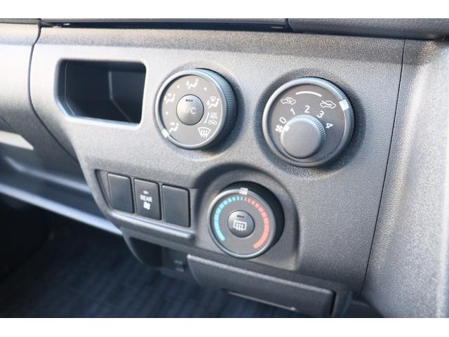 ハイエースバン ＦＯＣＳ　ＤＳコンパクト　ＦＦヒーター　インバーター４００Ｗ　ツインサブバッテリー　冷蔵庫　シンク　リアクーラー　リアヒーター　走行充電　外部電源　フリップダウンモニター　ナビ　Ｂｌｕｅｔｏｏｔｈ　フルセグ　Ｂｌｕｅｔｏｏｔｈ（49枚目）