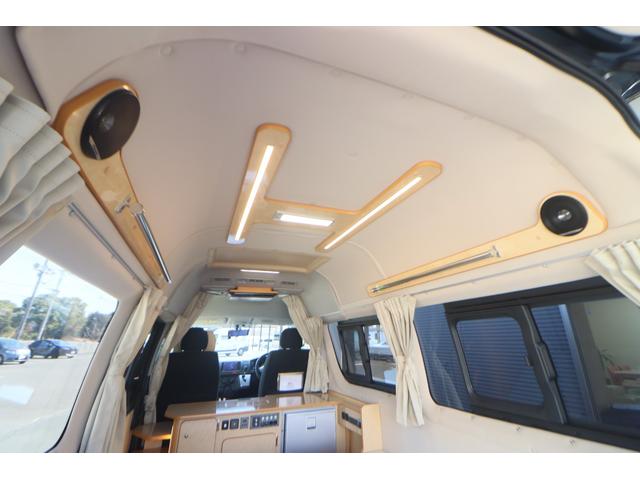 ハイエースバン ＦＯＣＳ　ＤＳコンパクト　ＦＦヒーター　インバーター４００Ｗ　ツインサブバッテリー　冷蔵庫　シンク　リアクーラー　リアヒーター　走行充電　外部電源　フリップダウンモニター　ナビ　Ｂｌｕｅｔｏｏｔｈ　フルセグ　Ｂｌｕｅｔｏｏｔｈ（52枚目）