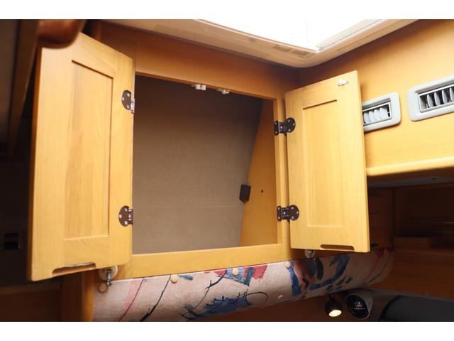 ���X�̉c�Ǝ��Ԃ͂`�l�X�F�O�O�`�o�l�P�W�F�O�O�܂łƂȂ�܂��B���T�Ηj������x���ɂȂ�܂��̂ŁA�����ӂ��������B�F�l�̂����X�S��肨�������Ă���܂��B