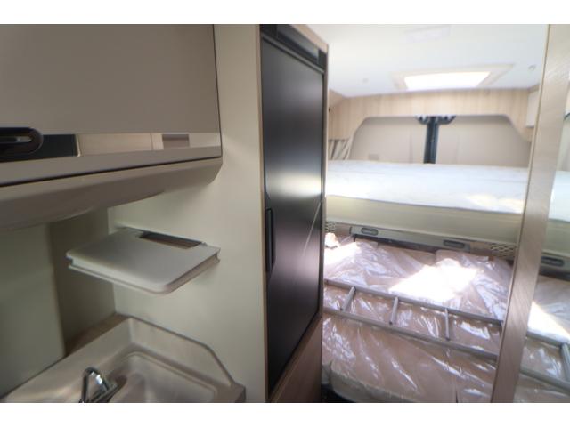 ���X�̉c�Ǝ��Ԃ͂`�l�X�F�O�O�`�o�l�P�W�F�O�O�܂łƂȂ�܂��B���T�Ηj������x���ɂȂ�܂��̂ŁA�����ӂ��������B�F�l�̂����X�S��肨�������Ă���܂��B