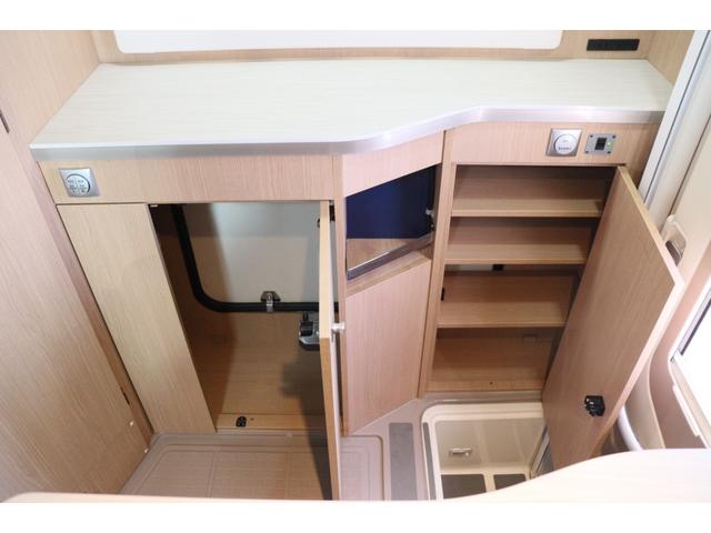 カムロード バンテック コルドリーブス 家庭用エアコン FFヒーター ソーラーパネル インバーター1500W トリプルサブバッテリー マックスファン 冷蔵庫 ナビ フルセグ Bluetooth ETC2.0 ワンオーナー キャンピングカー(11枚目)